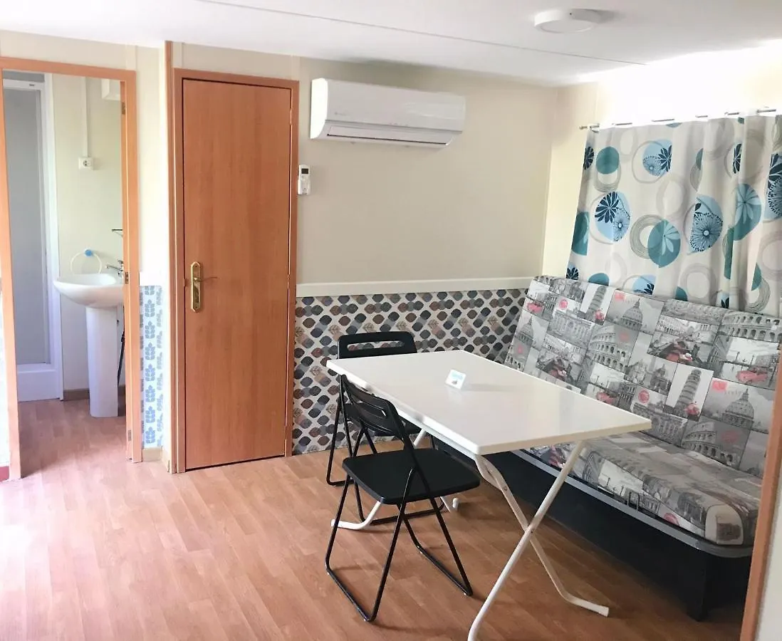 Camping Rural Presa La Vinuela Hotel